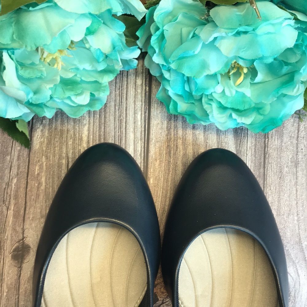 EASY STREET Passion Navy Pumps 10W - Picture 4 of 10